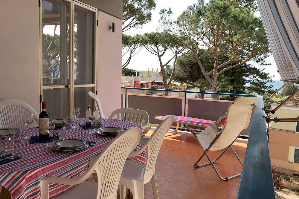 Ganze Wohnung, Sea View, Zentrum, 3 Schlafzimmer, 2 Bäder, 250 Meter vom Meer entfernt in Terracina, Pontinische Ebene