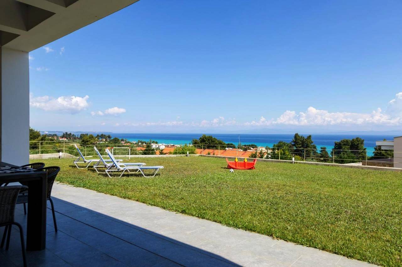 Five-Bedroom House in Chaniotis, Kassandra