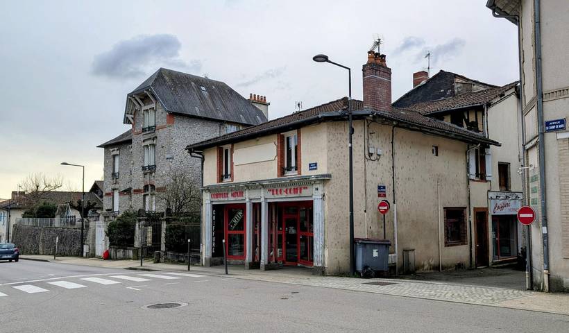 Gîte pour 4 personnes, avec piscine à Saint-Léonard-de-Noblat