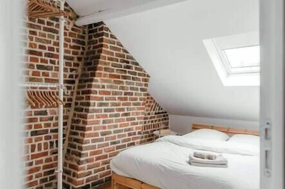 Ganze Wohnung, Duplex 4pers - 100m du Métro - Smarttv - Fibre in Wazemmes (Lille), Lille