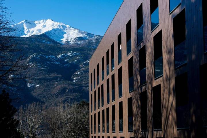 Hôtel pour 3 personnes, avec jardin ainsi que sauna et piscine