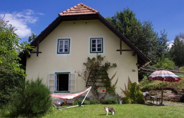Holiday Home 'Monika Am Masenberg' with Mountain View, Shared Terrace and Wi-Fi in Steirerland