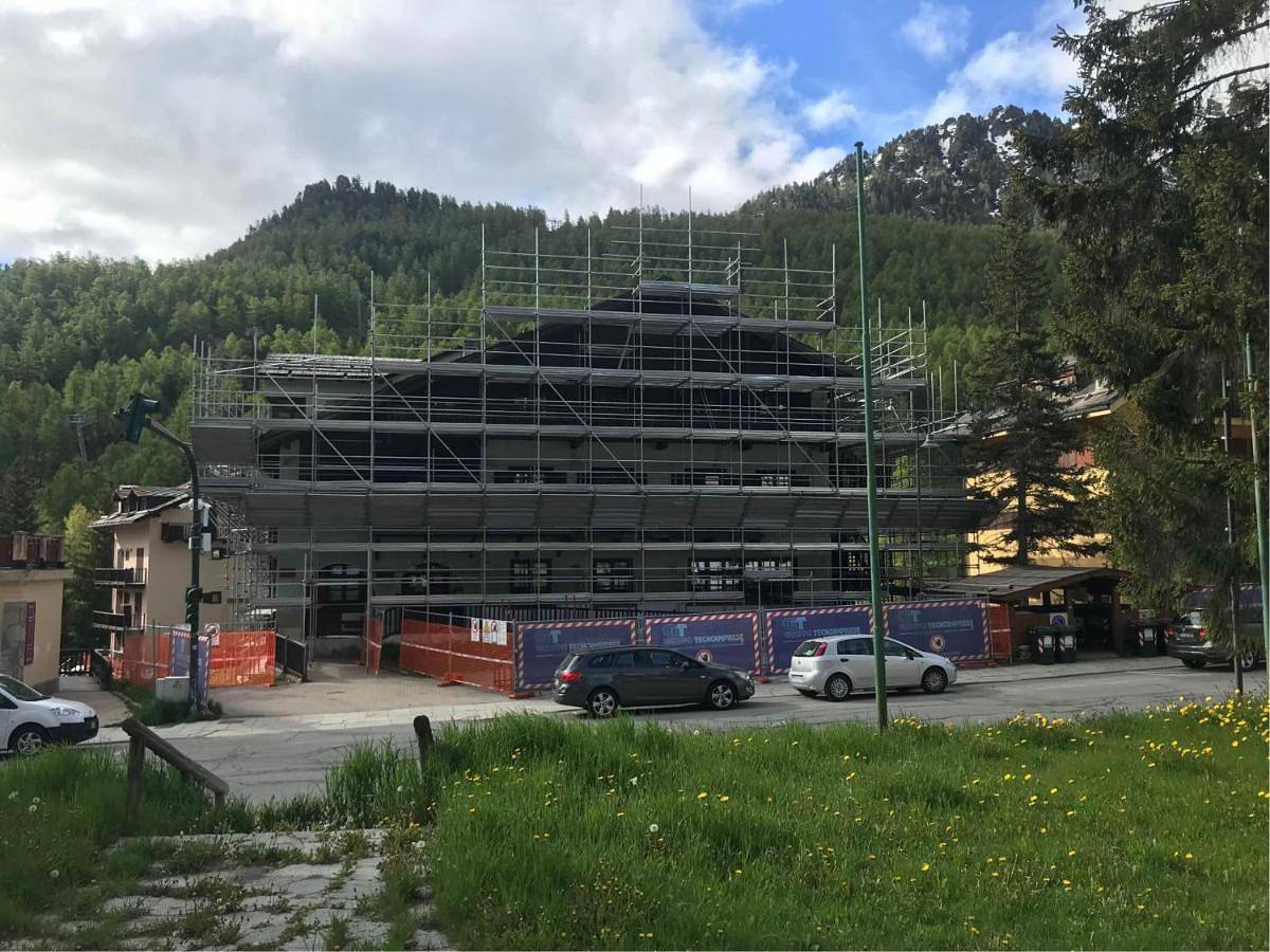 Chalet della Luna questo non è un albergo è quello che cercavi in Claviere, Via Lattea