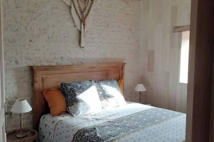 Location de vacances pour 4 personnes, avec jardin et terrasse à Le Gué-d'Alleré - 3