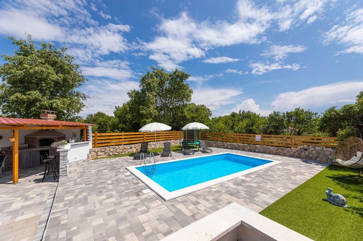 Ferienhaus Meri mit beheiztem Pool in Dobrinj, Krk