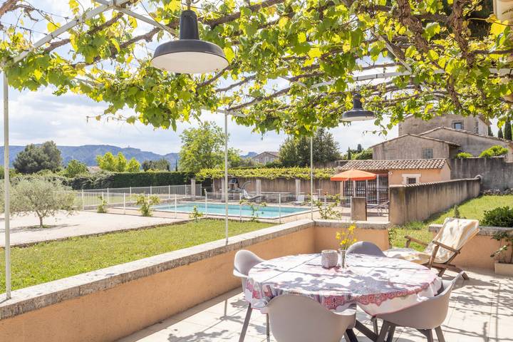 Location de vacances pour 4 personnes, avec jardin et terrasse, animaux acceptés à Saint-Rémy-de-Provence - 2