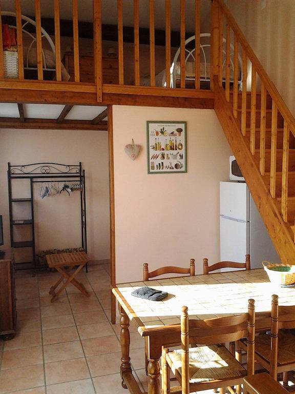 Gîte pour 3 personnes, avec terrasse, animaux acceptés dans les Alpes-de-Haute-Provence - 3