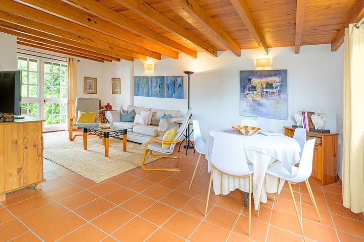 Casa de férias para 6 pessoas, com Varanda e Jardim na Costa de Galé