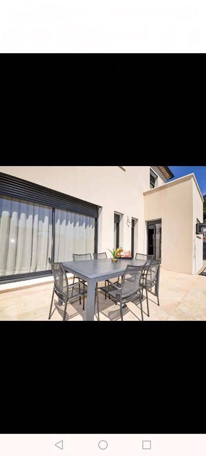 Location de vacances pour 6 personnes, avec piscine et terrasse à Piolenc - 3