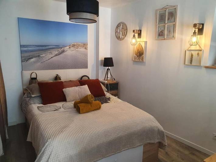 Gîte pour 6 personnes, avec terrasse à Baguer-Pican