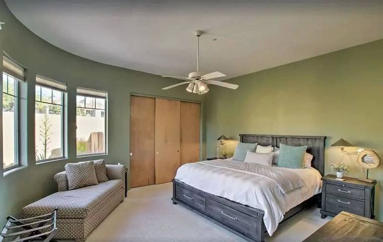 Villa for 8 people, with balcony and hot tub in Scottsdale