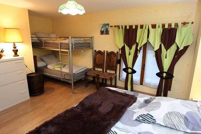 Location de vacances pour 6 personnes, avec terrasse à Dormans - 4