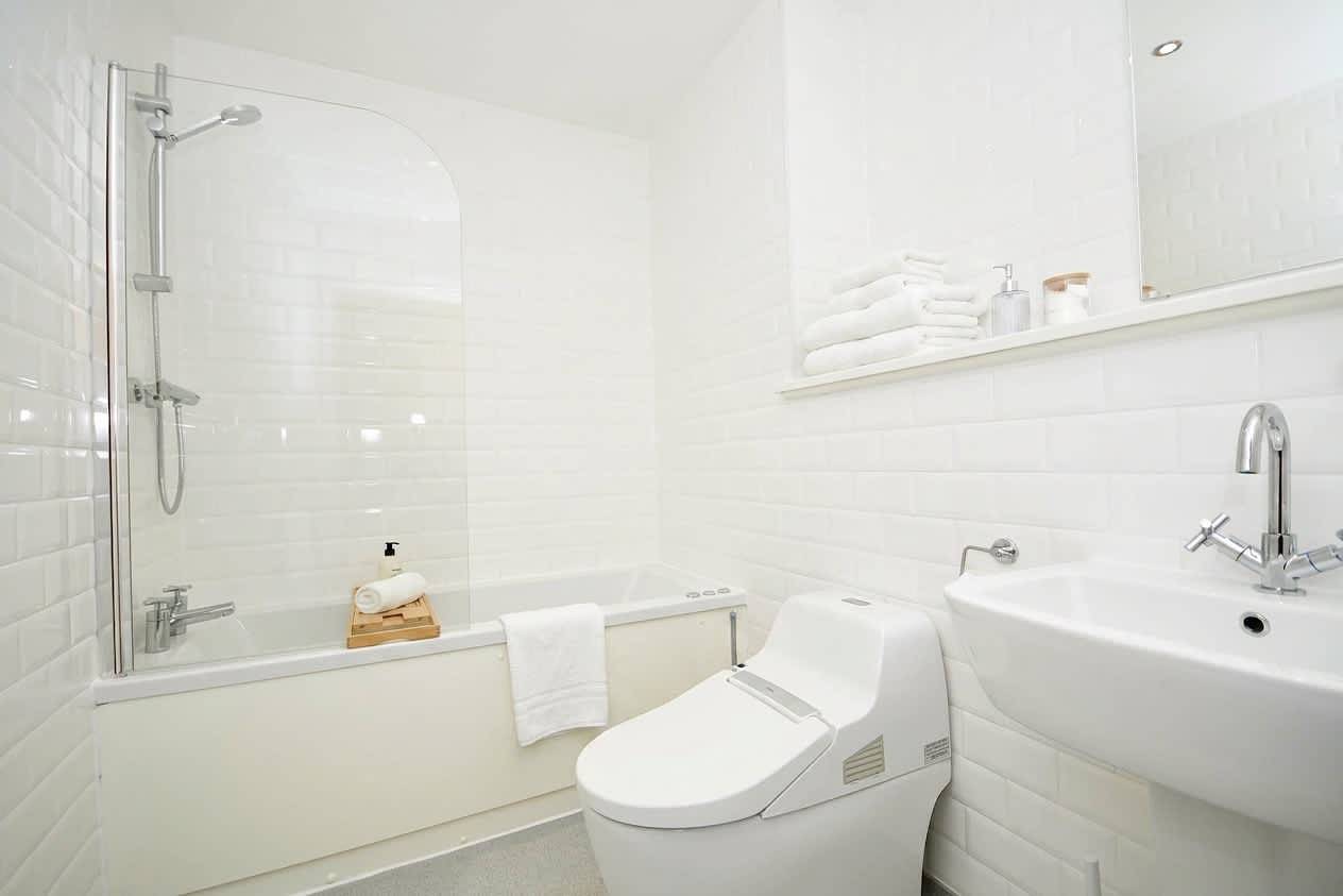 Entire apartment, Modern & Characterful 2 Bed Apartment Near Etihad in Manchester, Greater Manchester