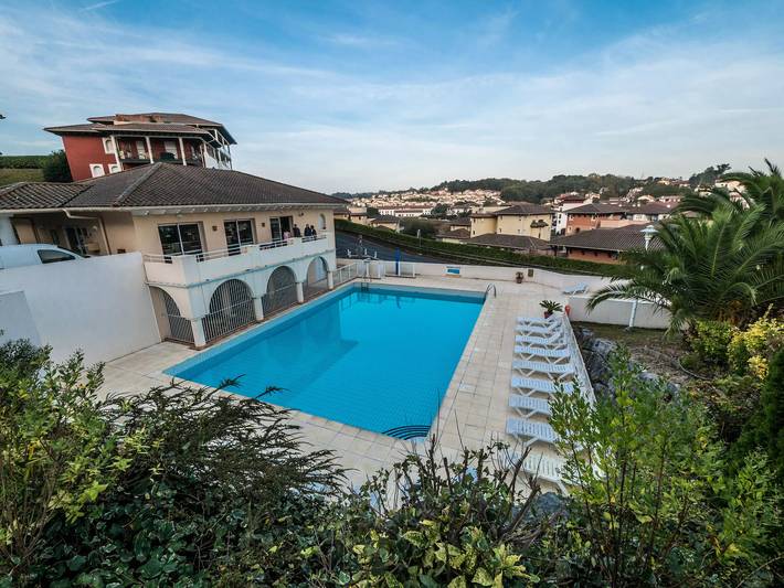 Gîte pour 6 personnes, avec piscine, animaux acceptés à Ciboure - 2