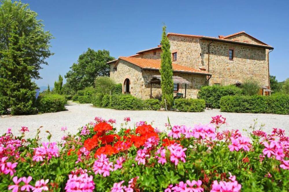 Agriturismo per 10 Persone in Gaiole in Chianti, Chianti