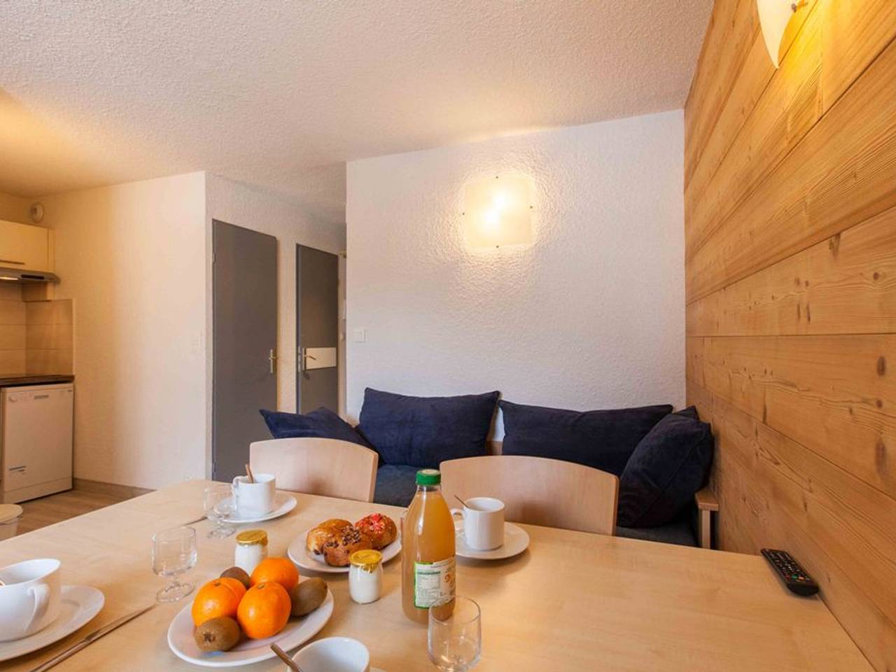 Appartement entier, Appartement rénové, proche des pistes, au centre-ville avec casier à skis in Briançon, Serre Chevalier
