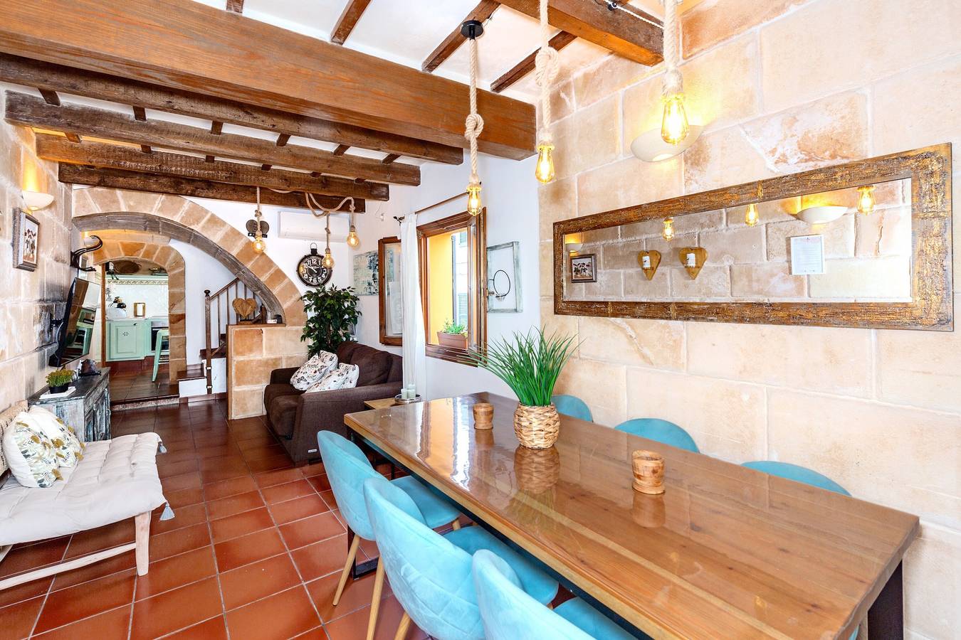 Casa de vacaciones 'Ca Savia' con terraza privada y Wi-Fi in Ferrerías Ciudad, Ferrerías