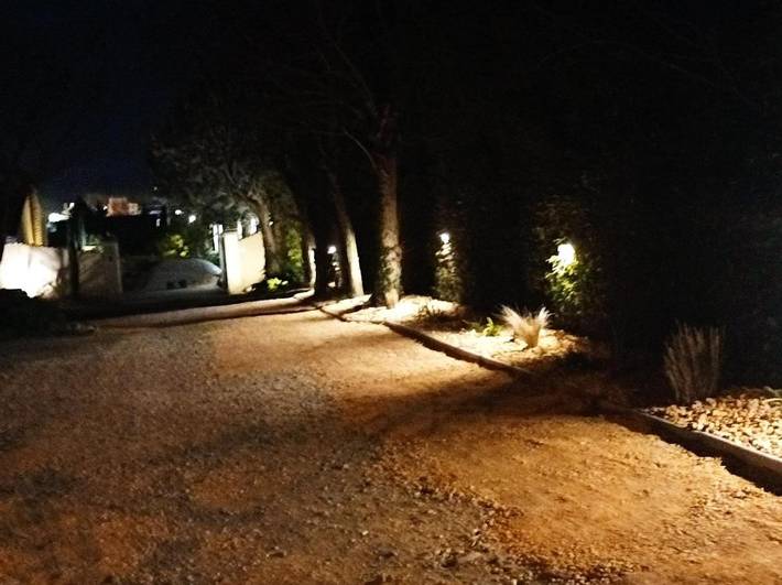Gîte pour 2 personnes, avec vue et jardin, animaux acceptés à Châteauneuf-de-Gadagne - 4