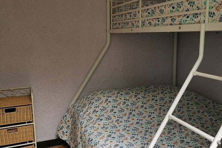 Location de vacances pour 5 personnes, avec piscine ainsi que jardin et terrasse à Saint-Crépin-et-Carlucet - 3