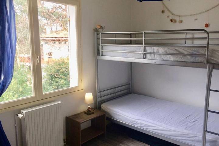 Gîte pour 6 personnes, avec jardin et terrasse dans Plage de l'Herbe - 4