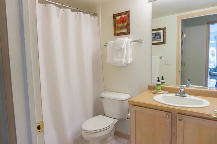 Vacation rental for 8 people, with balcony and hot tub in Steamboat Springs