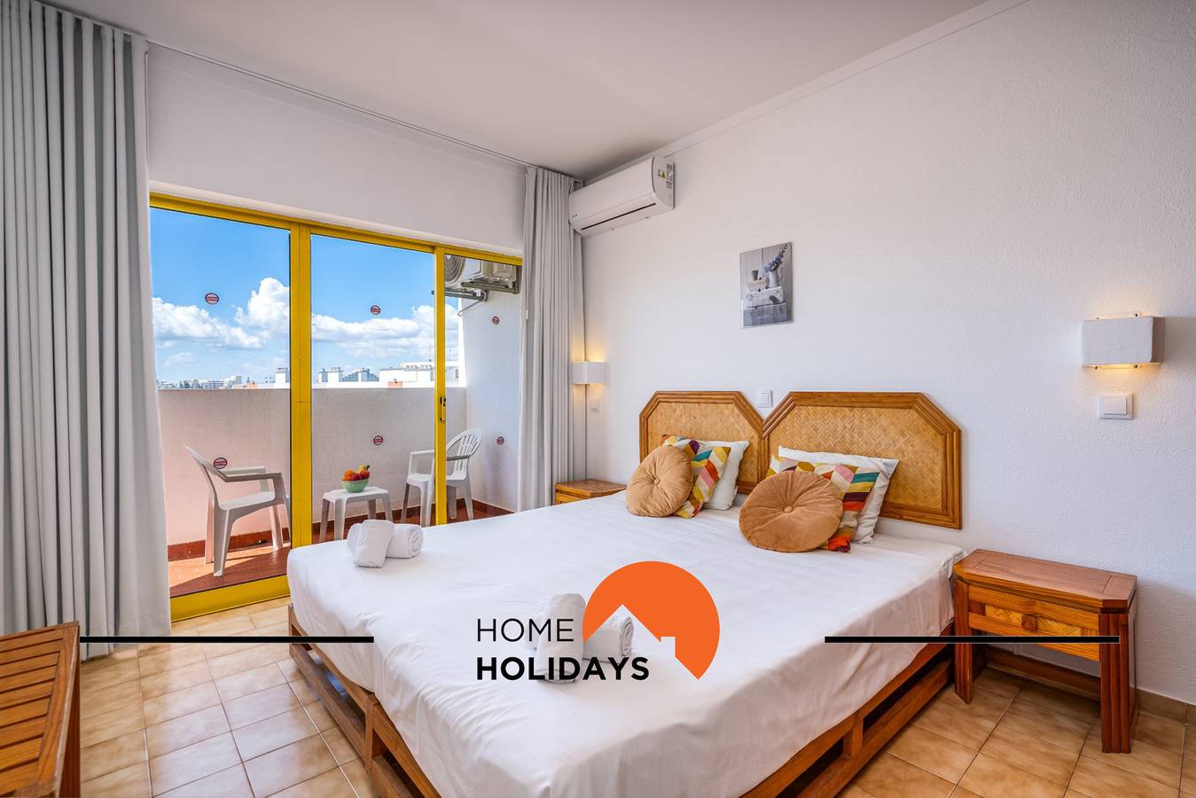 Ganze Wohnung, #303 Atlantida Apartment | Beach Nearby in Praia da Rocha, Portimão