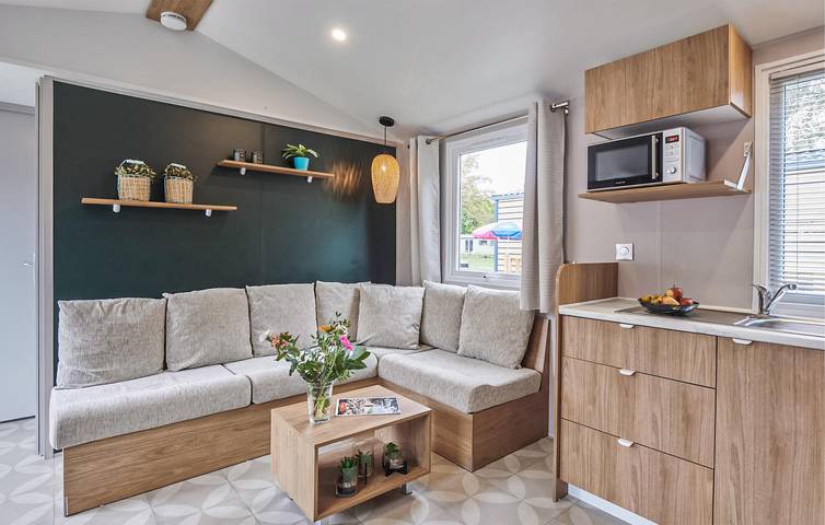 Wohnwagen für 4 Personen, mit Terrasse und Garten sowie Ausblick - 1