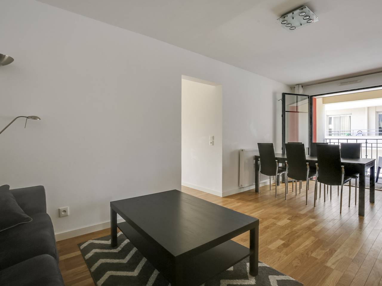Appartement entier, Appartement de standing 8 pers, hyper centre Arcachon, balcon, parking privé, proche plages et gare in Arcachon, Région d'Arcachon