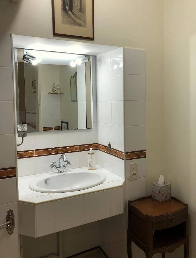 Location de vacances pour 2 personnes, avec jardin ainsi que vue et terrasse dans Saint-Priest-Taurion - 4