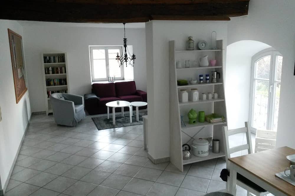 Ganze Wohnung, Ferienwohnung in einer denkmalgeschützten Mühle auf der Schwäbischen Alb in Ehingen (Donau), Alb-Donau-Kreis