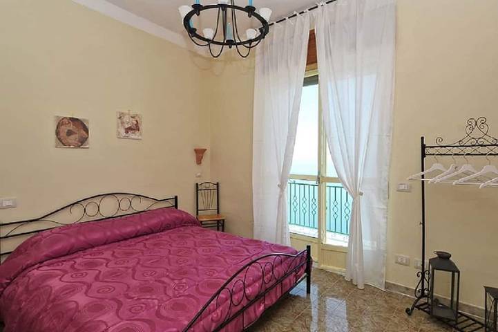 Ganze Wohnung, Apartment mit fantastischer Aussicht in San Michele (Salerno), Furore