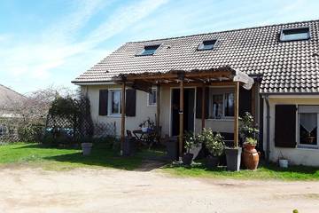 Chambre d’hôte pour 5 personnes à Quinssaines