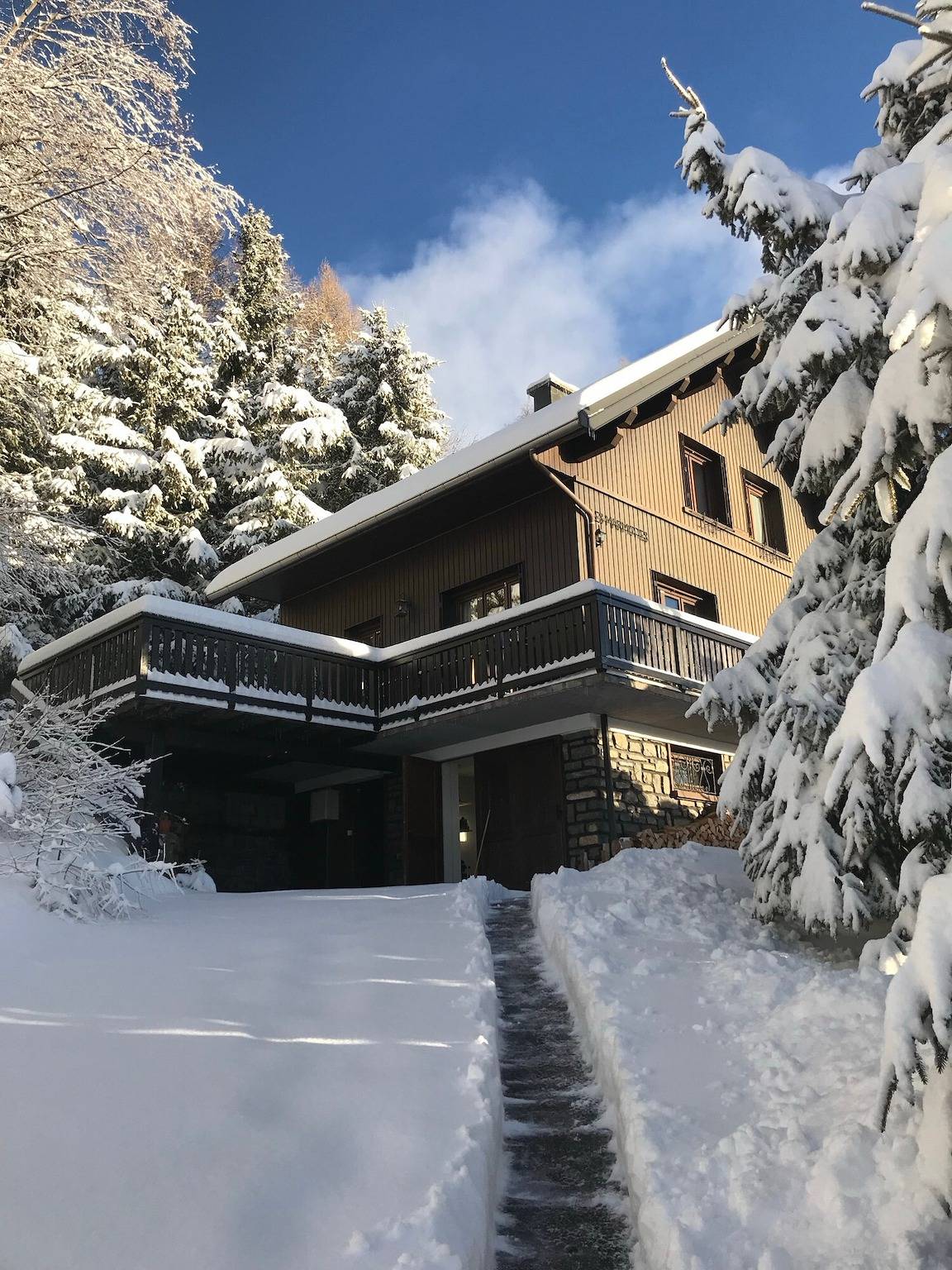 Chalet Etienne mit atemberaubendem Blick auf die Aiguilles d’Arves in Jarrier, Region Saint-Jean-de-Maurienne