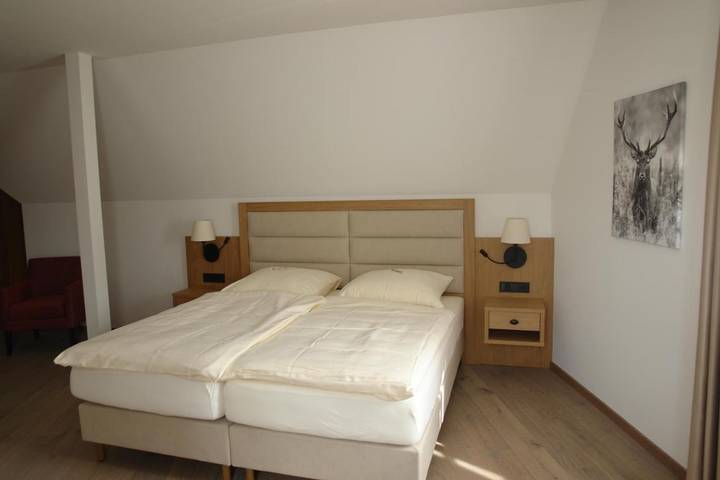 Hotel für 2 Personen, mit Terrasse in Kallstadt - 4