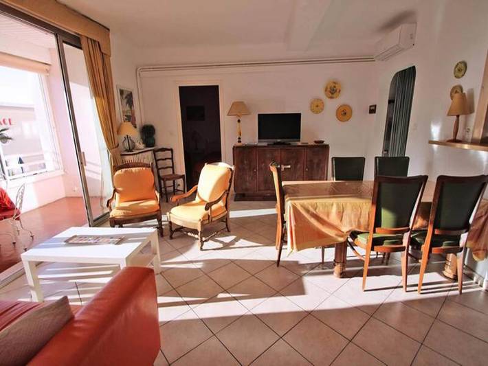Gîte pour 7 personnes, avec terrasse dans Casino De Sainte Maxime - 2