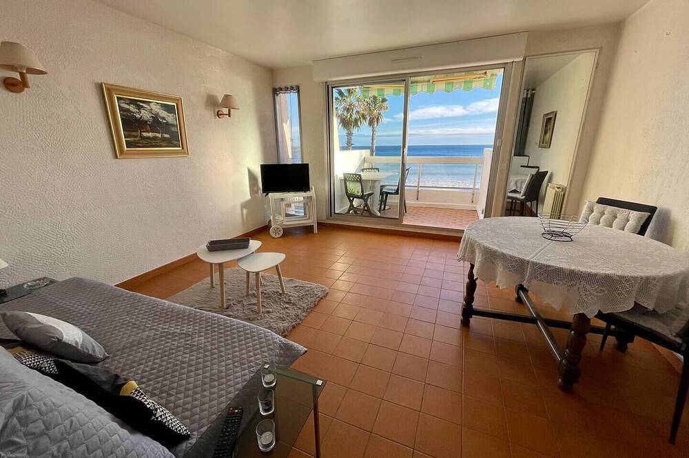 Apartamento entero, Seafront apartment with private parking in La Ciotat, Marsella region