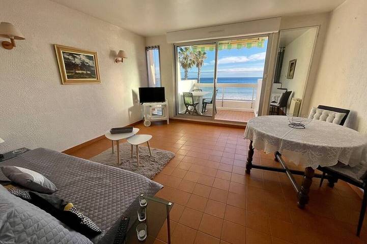 Gîte pour 4 personnes, avec jacuzzi et terrasse, animaux acceptés dans Plage Des Capucins La Ciotat - 2