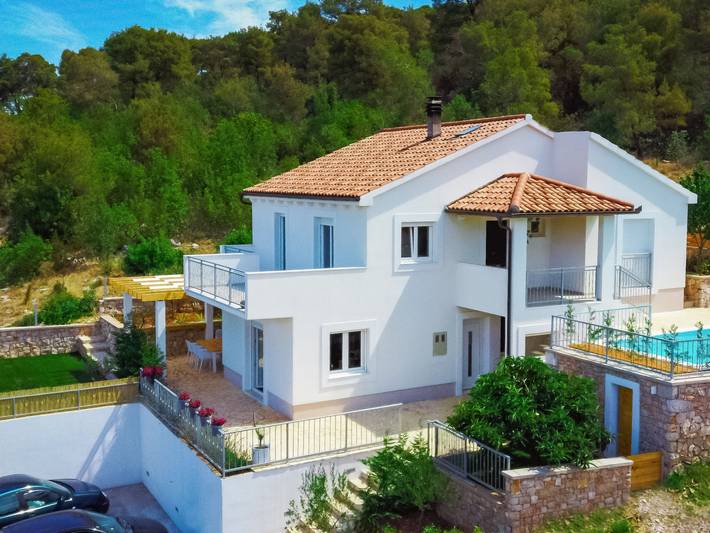 Ferienhaus für 8 Personen, mit Garten