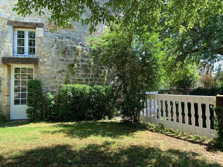 Location de vacances pour 6 personnes, avec jardin à Pranzac - 4