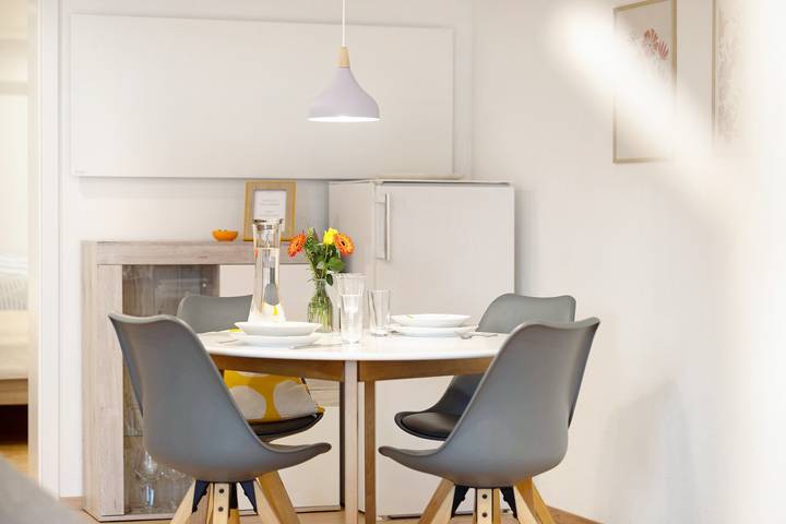 Entire apartment, Apartment 'Apfelwiese' with Private Terrace, Garden, and Wi-Fi in Tieringen, Meßstetten