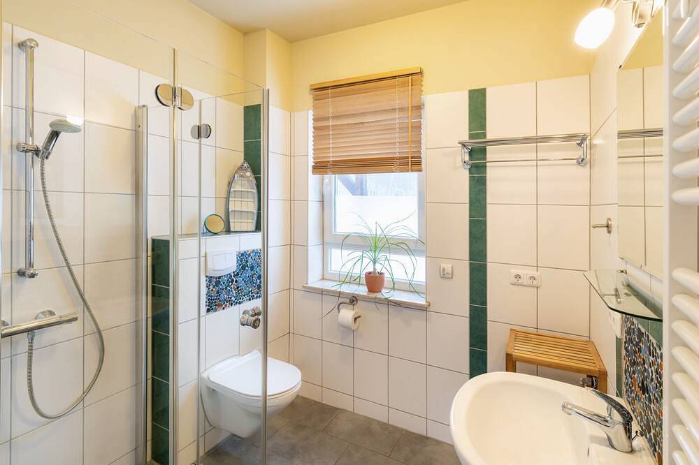 Ganze Wohnung, Ferienhaus am Wald * App. 1 in Usedom Stadt, Usedom