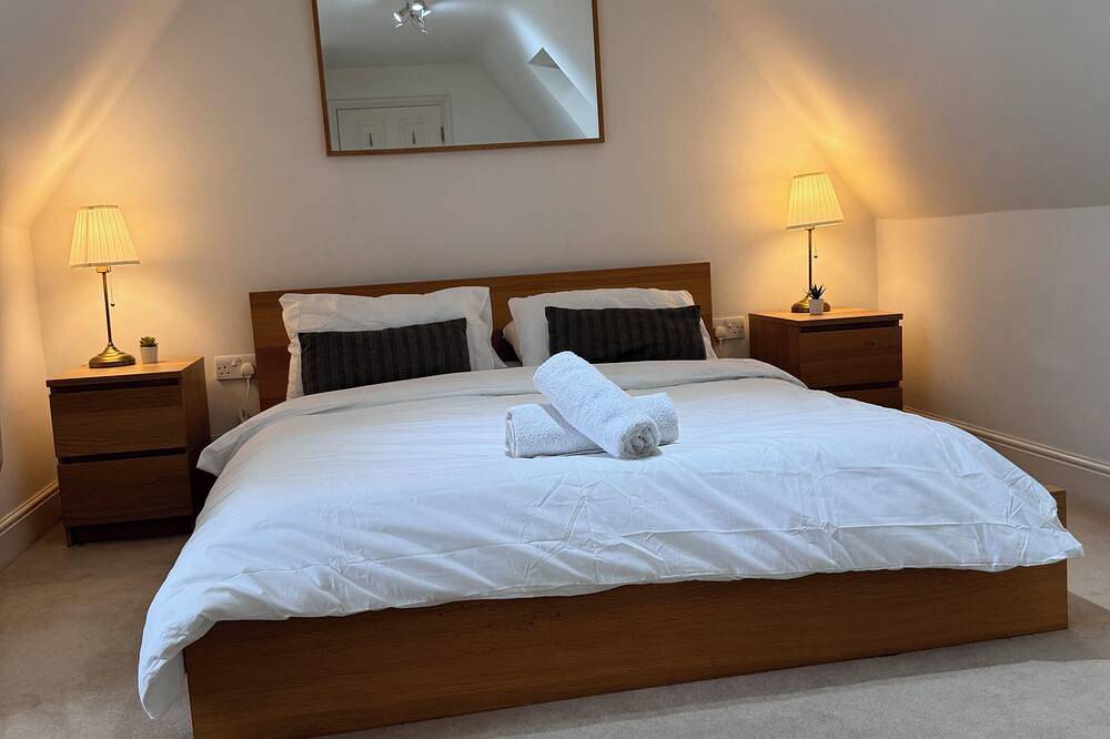 Delightful fully equipped 3bedroom townhome in Ipswich centre St Nicholas street in Ipswich, Suffolk