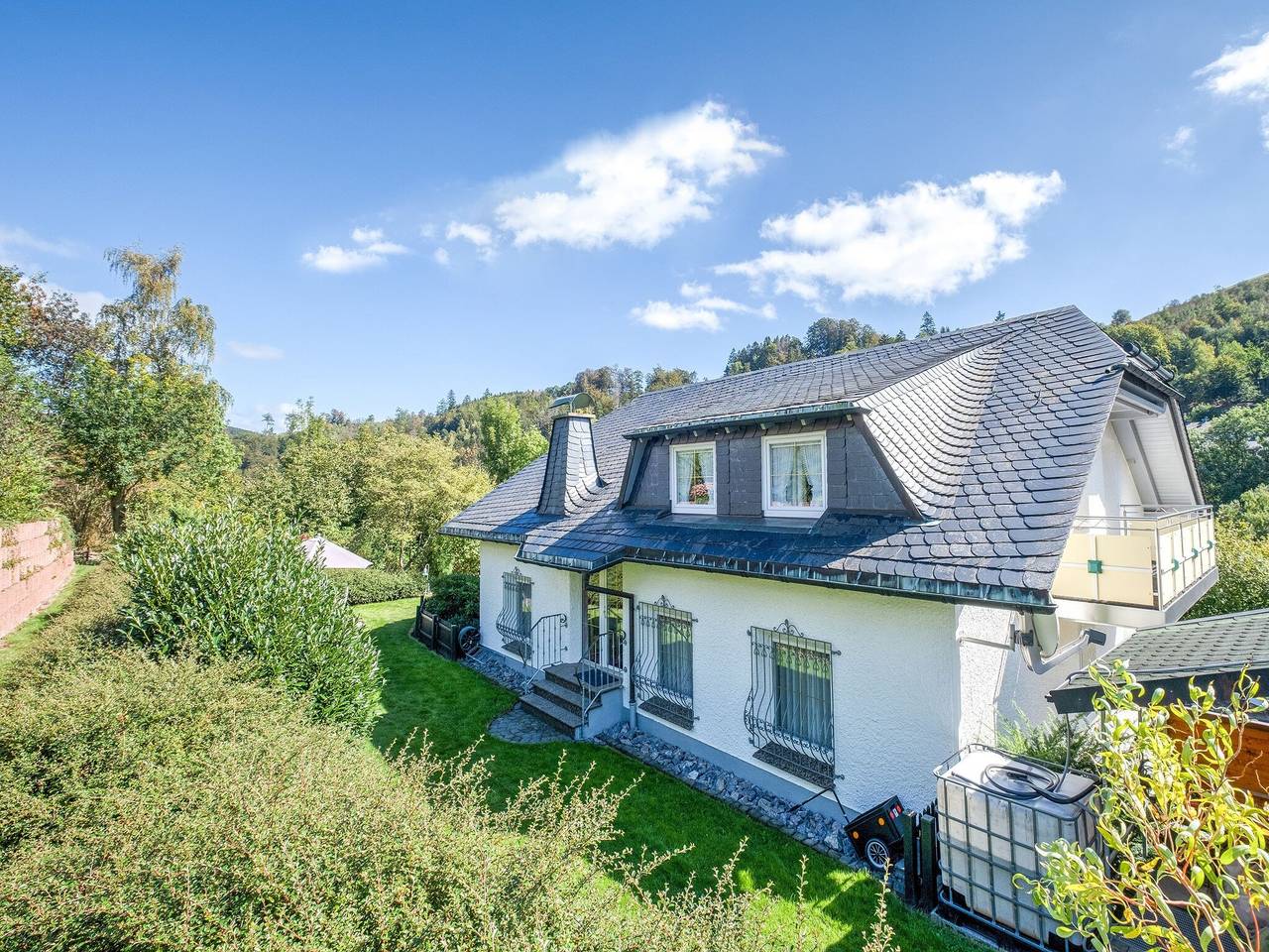 Ganze Wohnung, Moderne Ferienwohnung am Wald in Schwalefeld in Schwalefeld, Willingen