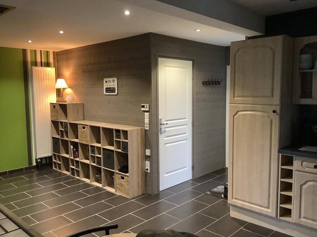 Three-Bedroom House in Buire-le-Sec, Région de Montreuil