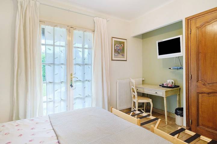 Chambre d’hôte pour 2 personnes, avec Jardin et Piscine à Antibes - 3