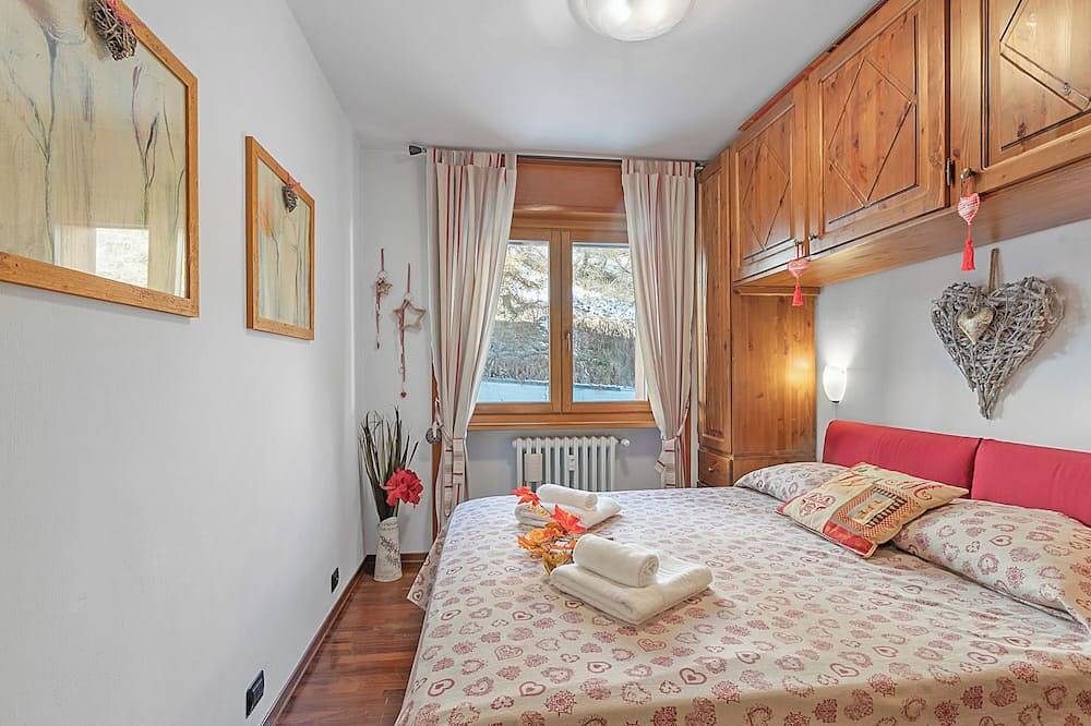 Entire apartment, Sestriere Panorama, Sestriere, Italy in Sestriere, Via Lattea