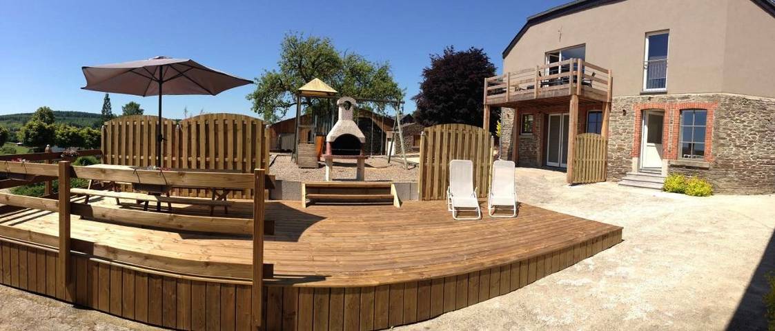 Location de vacances pour 10 personnes, avec jardin et vue à Tenneville - 2