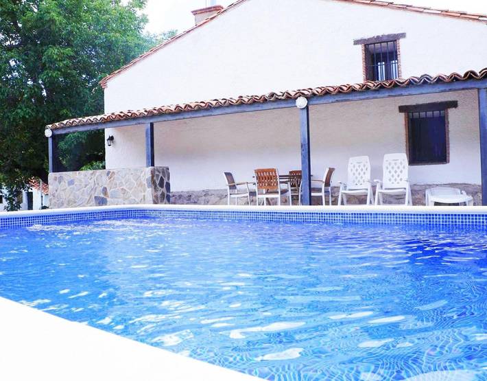 Apartamento de vacaciones para 24 personas, con piscina para niños y jardín, Se admiten mascotas - 1