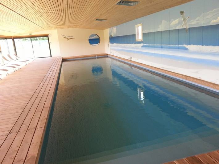 Gîte pour 5 personnes, avec Terrasse ainsi que Jardin et Piscine à Hénanbihen - 2
