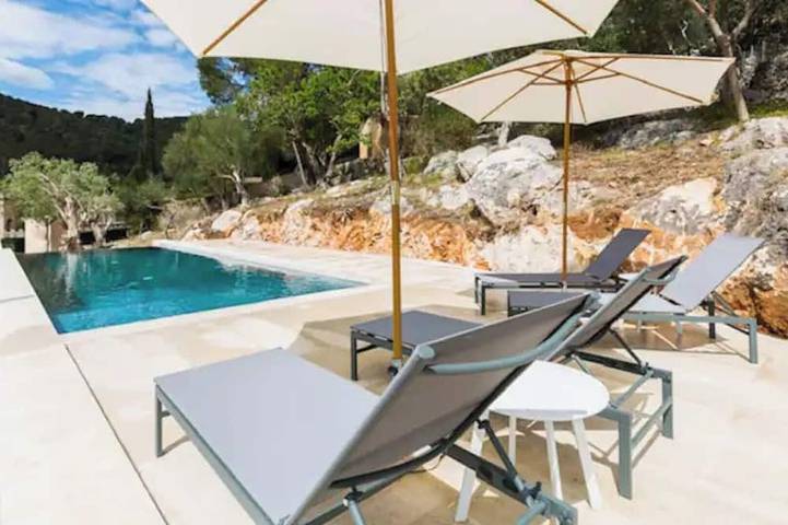 Ferienhaus für 12 Personen, mit Pool in Bunyola